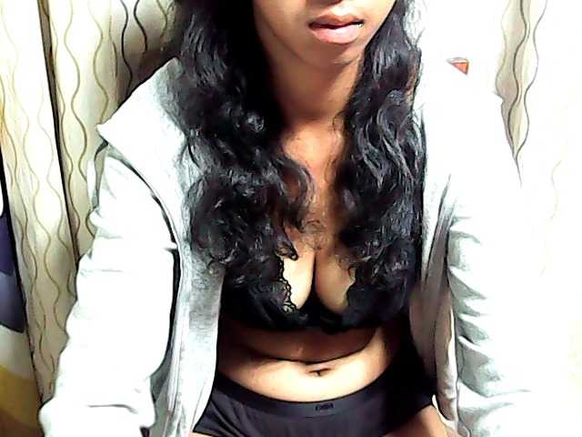 Cathalia3105's BongaCams show and profile