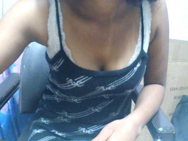 Cathalia3105 live cam on BongaCams