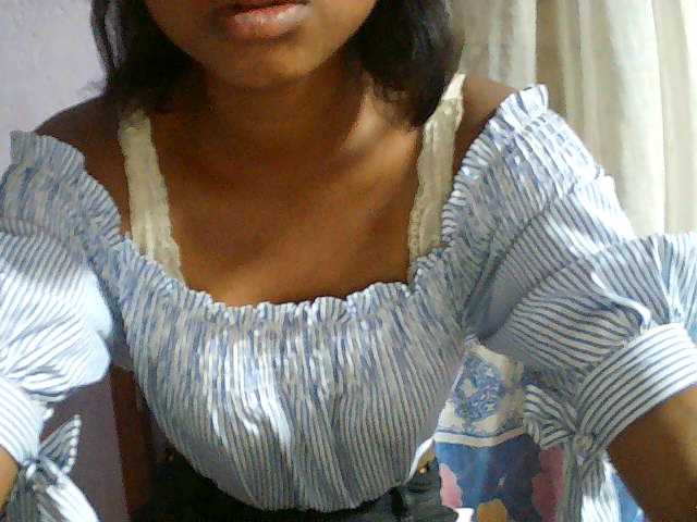 Cathalia3105 live cam on BongaCams