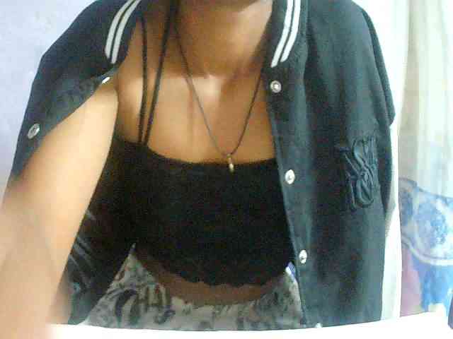Cathalia3105 webcam
