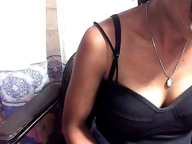 Cathalia3105 webcam