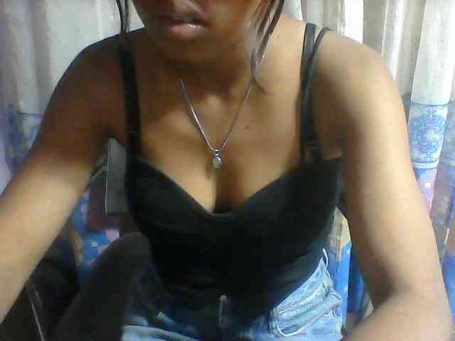 Cathalia3105 webcam