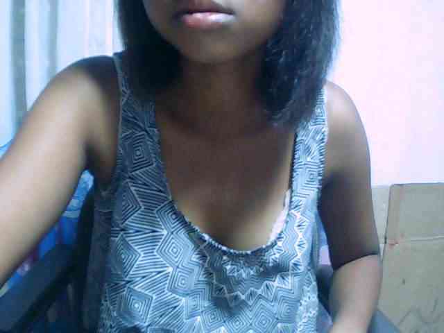 Cathalia3105 webcam