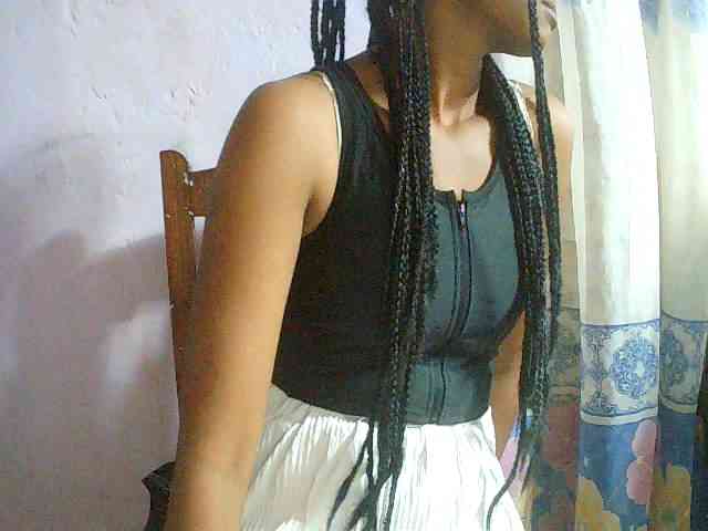 Cathalia3105 webcam