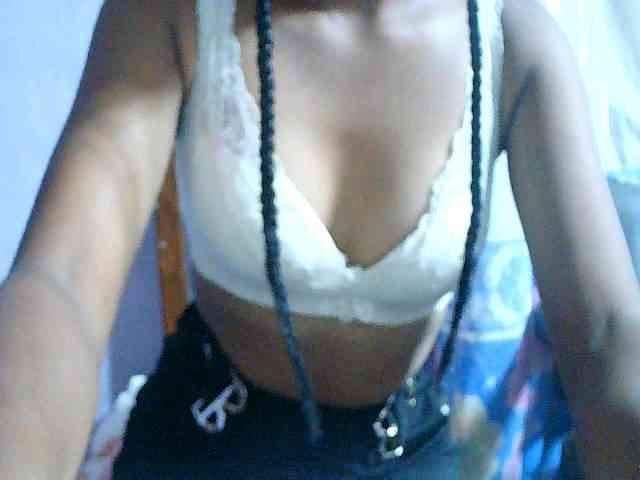 Cathalia3105 webcam