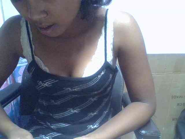 Cathalia3105 webcam