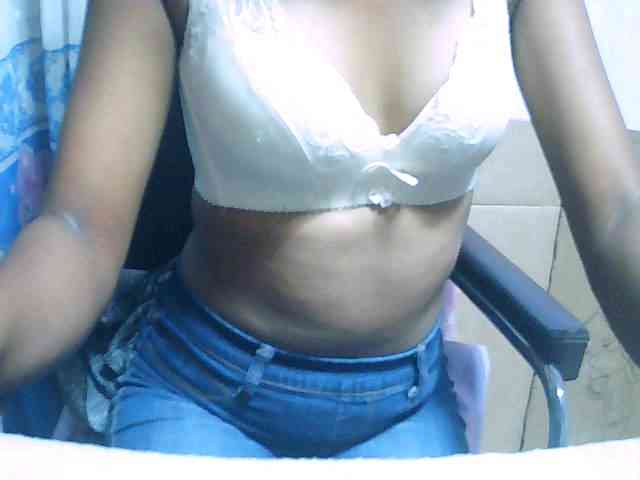 Cathalia3105 webcam