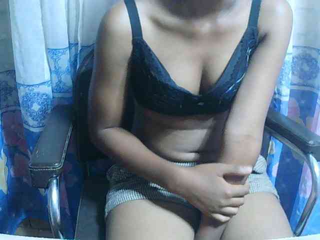 Cathalia3105 webcam