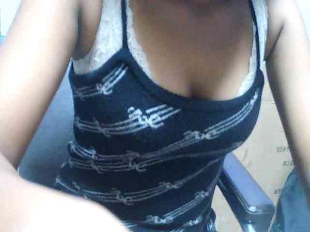 Cathalia3105 webcam