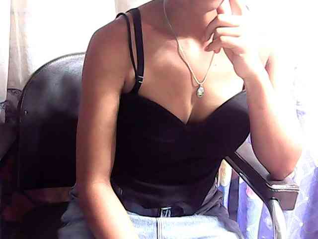 Cathalia3105 webcam