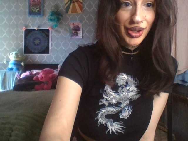 uwu-Monica live cam on BongaCams