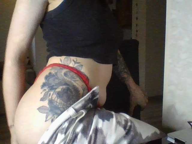 uwu-Monica live cam on BongaCams