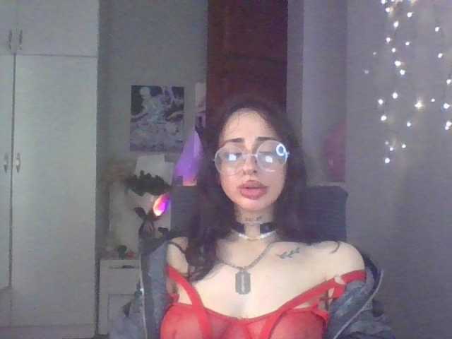 uwu-Monica live cam on BongaCams