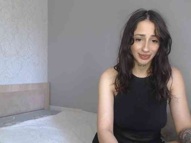 uwu-Monica webcam