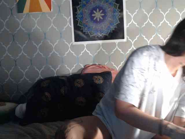 uwu-Monica webcam