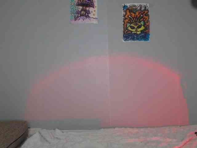 uwu-Monica webcam