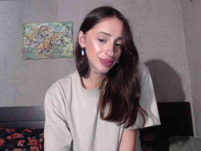 uwu-Monica webcam
