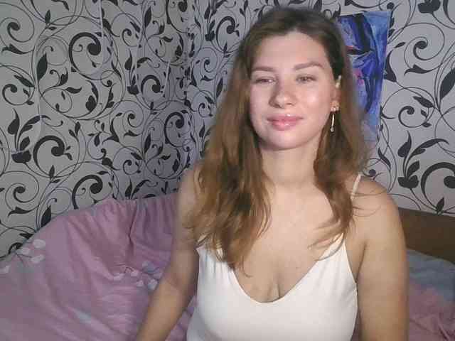 YourEmilie webcam