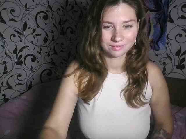 YourEmilie webcam