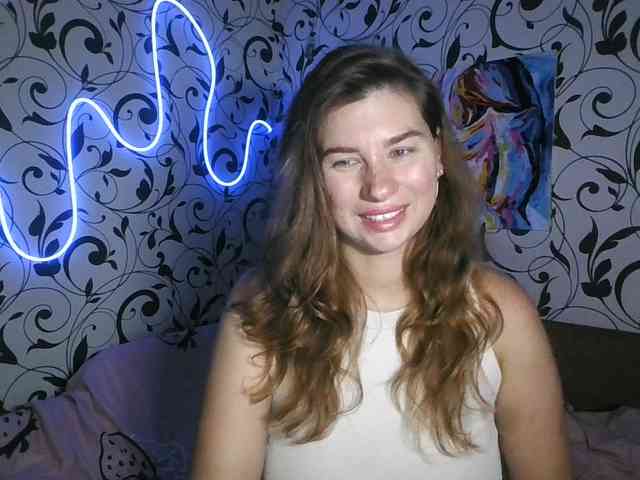 YourEmilie webcam