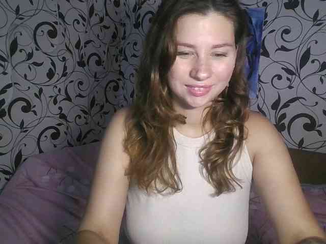 YourEmilie webcam