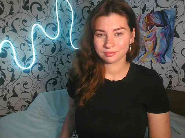 YourEmilie webcam