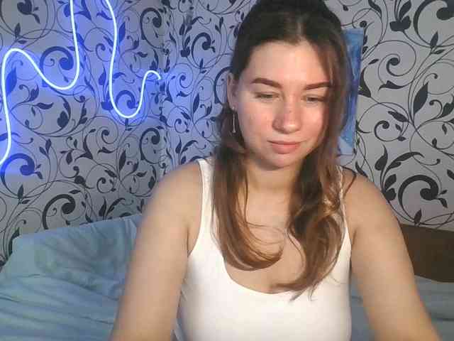 YourEmilie webcam