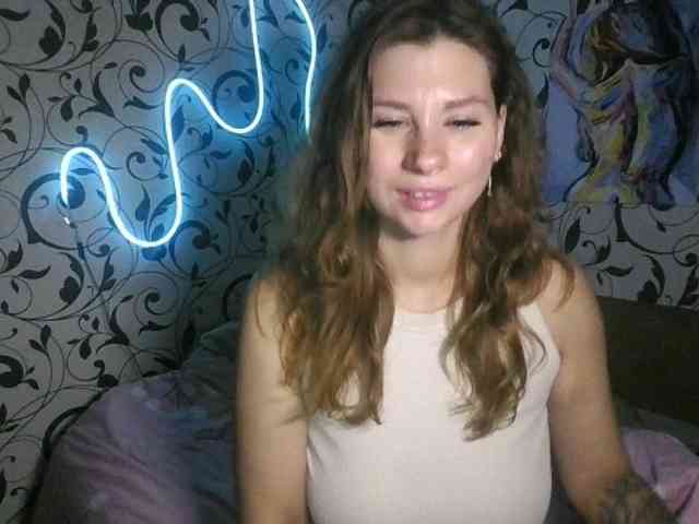 YourEmilie webcam