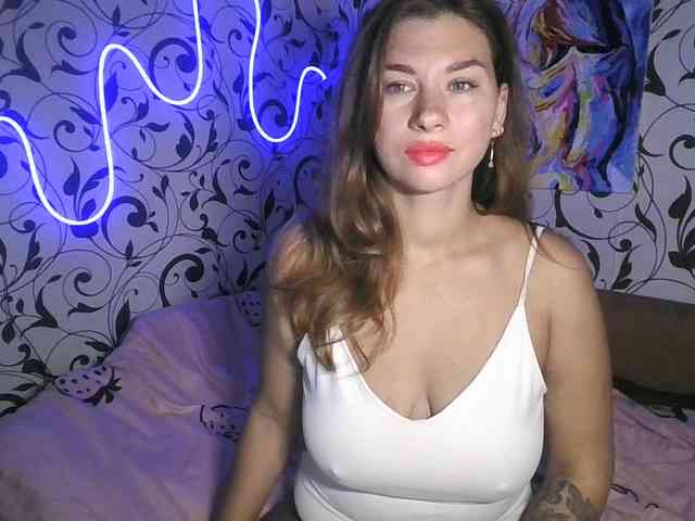 YourEmilie webcam