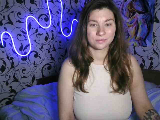YourEmilie webcam