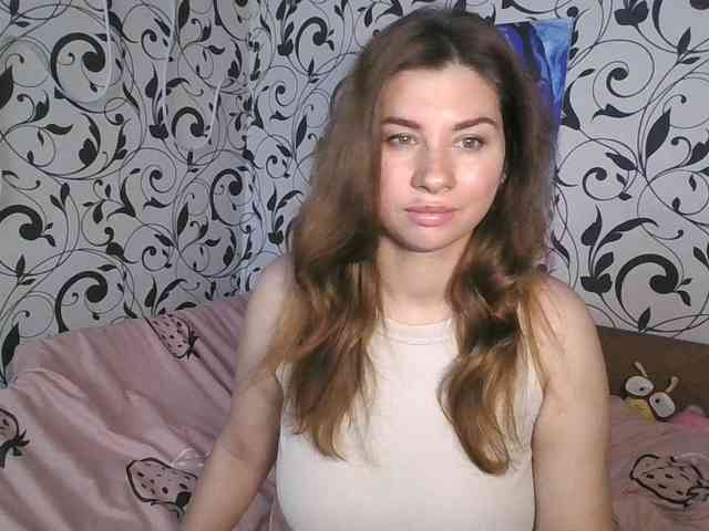 YourEmilie webcam