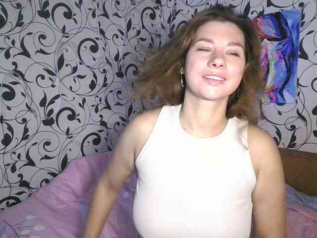 YourEmilie webcam