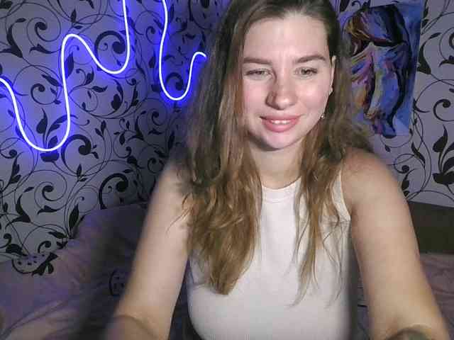 YourEmilie webcam