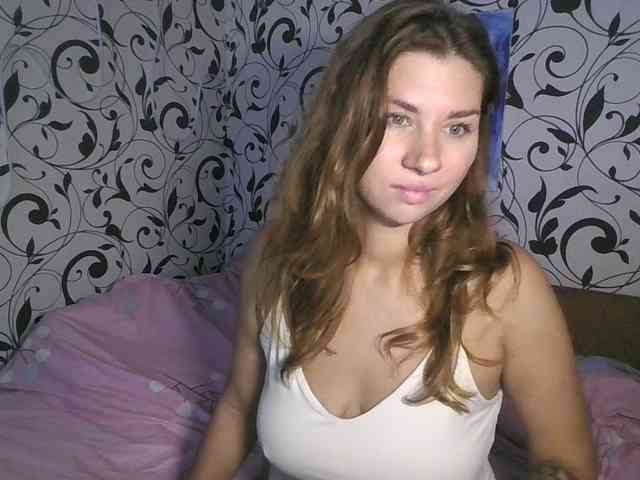 YourEmilie webcam