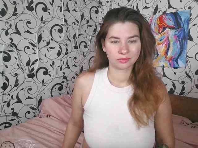 YourEmilie webcam