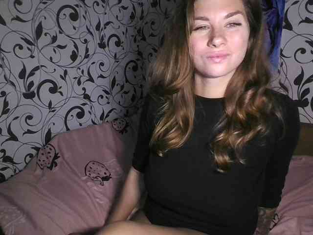 YourEmilie webcam