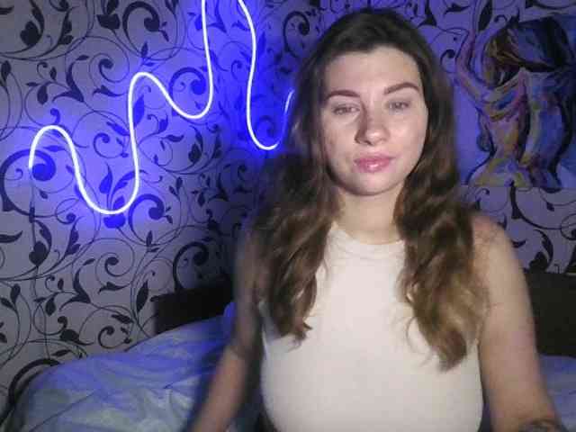 YourEmilie webcam