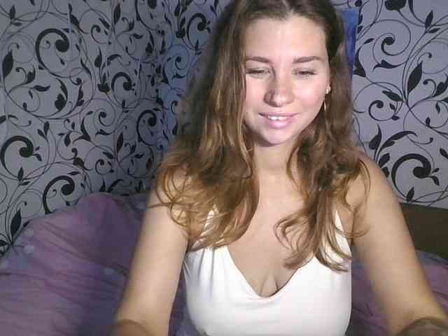 YourEmilie webcam