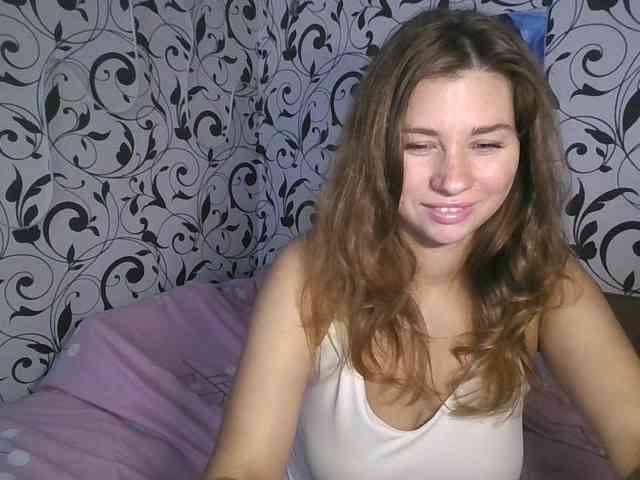 YourEmilie webcam