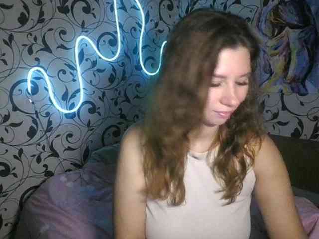 YourEmilie webcam