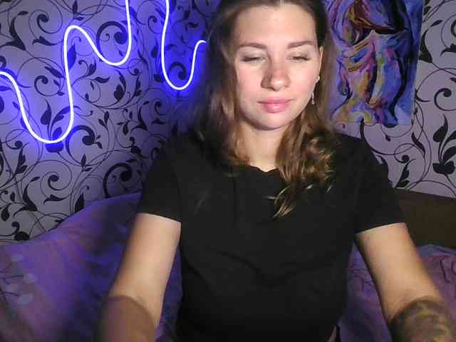 YourEmilie - Girl 