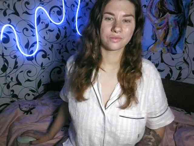 YourEmilie webcam