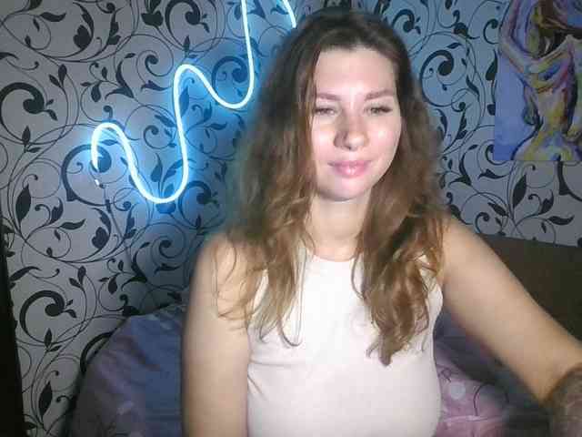 YourEmilie webcam