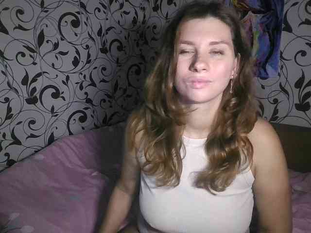 YourEmilie webcam
