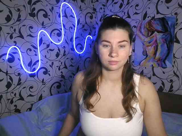 YourEmilie webcam