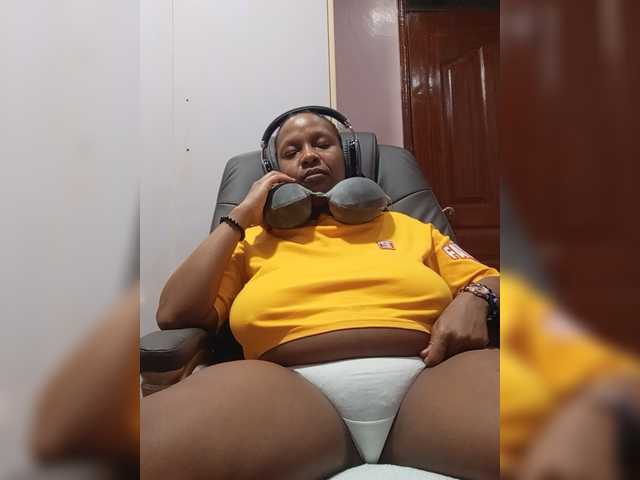 CandyLove live cam on BongaCams
