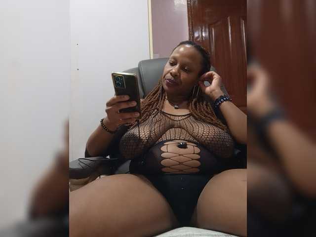 CandyLove live cam on BongaCams