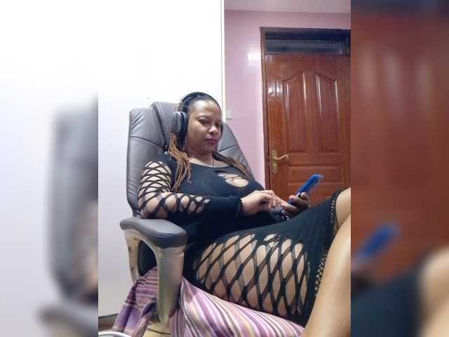 CandyLove live cam on BongaCams