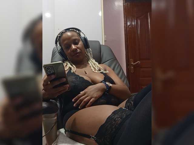 CandyLove прямой эфир на BongaCams