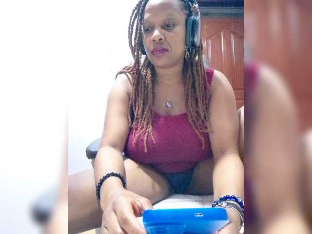 CandyLove live cam on BongaCams
